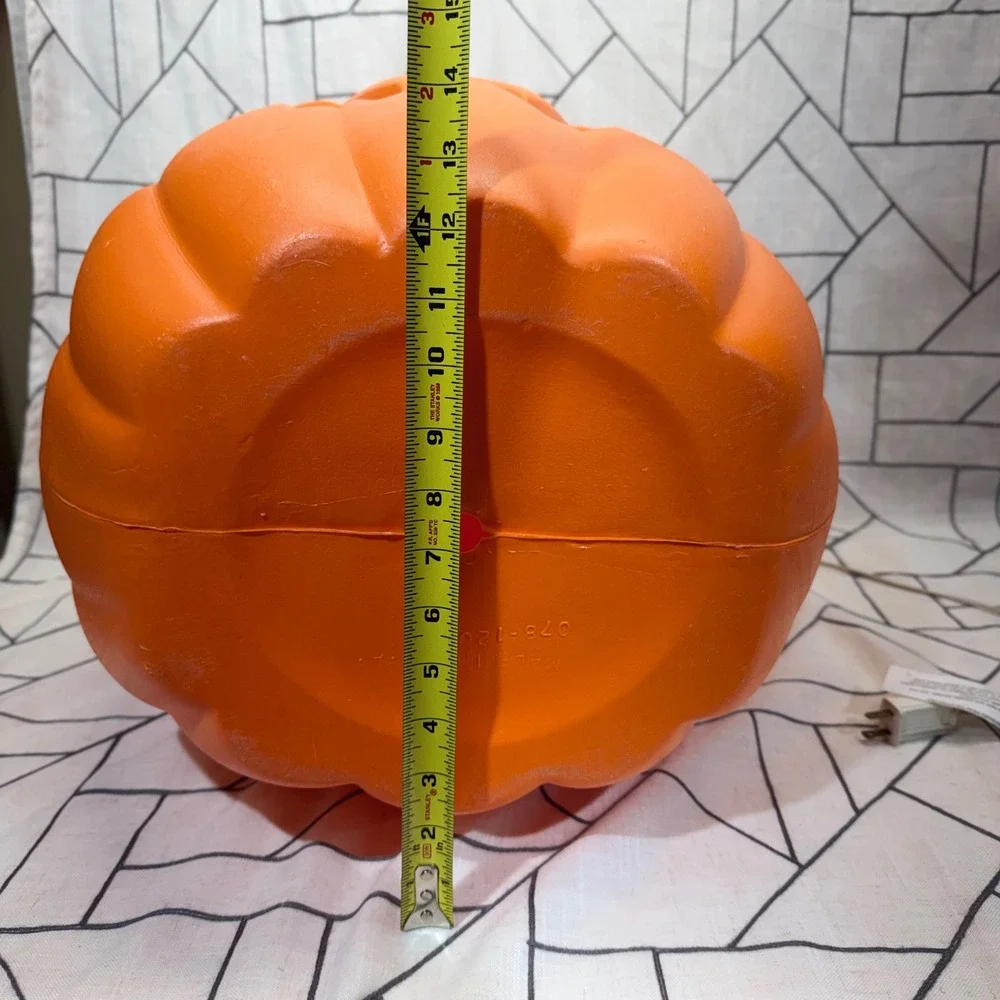 General Foam Plastic Blow Mold Pumpkin 20